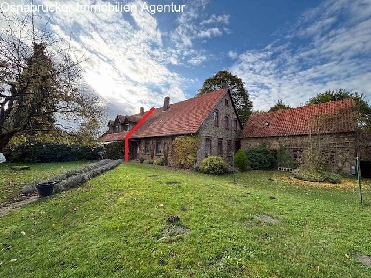 Charmantes Natursteinhaus mit Charakter - Idyllisches Landhaus auf großzügigem Grundstück Charmantes Natursteinhaus mit Charakter - Idyllisches Landhaus auf großzügigem Grundstück